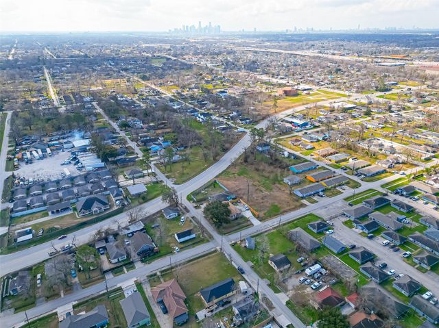 7902 Pointer Street, Houston, TX 77016