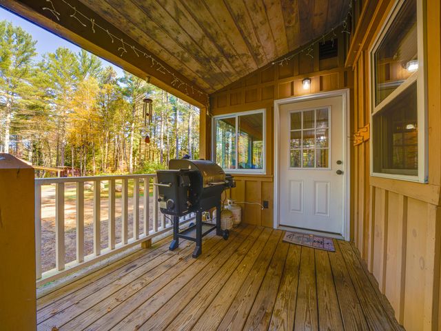 36 Adams Park Way, Long Lake, NY 12847