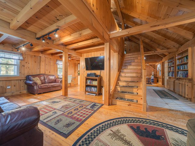 36 Adams Park Way, Long Lake, NY 12847