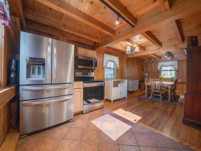 36 Adams Park Way, Long Lake, NY 12847