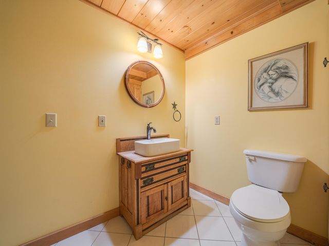 36 Adams Park Way, Long Lake, NY 12847