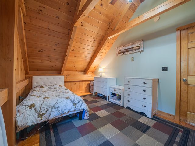 36 Adams Park Way, Long Lake, NY 12847