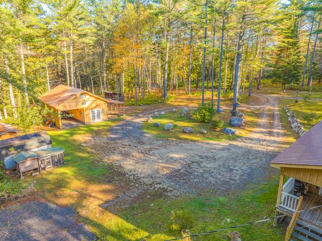 36 Adams Park Way, Long Lake, NY 12847