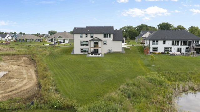 W133S8655 Wigeon TRAIL, Muskego, WI 53150