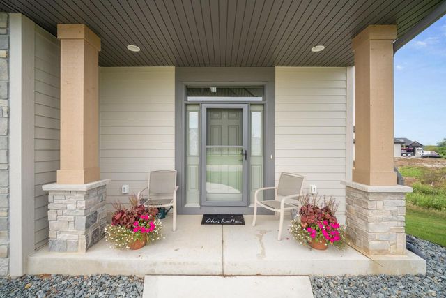 W133S8655 Wigeon TRAIL, Muskego, WI 53150