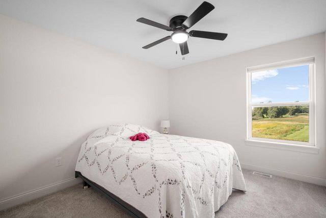 W133S8655 Wigeon TRAIL, Muskego, WI 53150