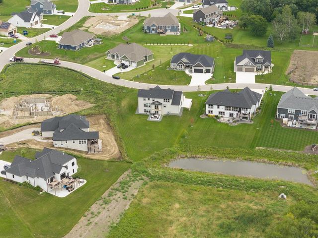 W133S8655 Wigeon TRAIL, Muskego, WI 53150