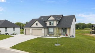 W133S8655 Wigeon TRAIL, Muskego, WI 53150