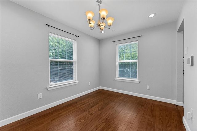 902 S Ewing Avenue, Dallas, TX 75203