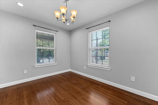 902 S Ewing Avenue, Dallas, TX 75203