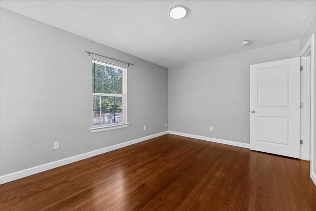 902 S Ewing Avenue, Dallas, TX 75203
