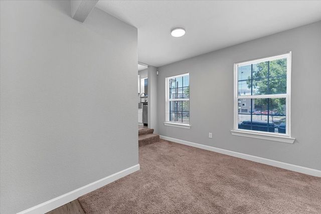 902 S Ewing Avenue, Dallas, TX 75203