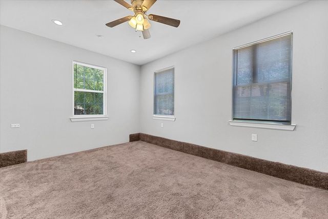 902 S Ewing Avenue, Dallas, TX 75203