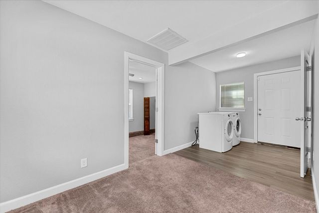 902 S Ewing Avenue, Dallas, TX 75203