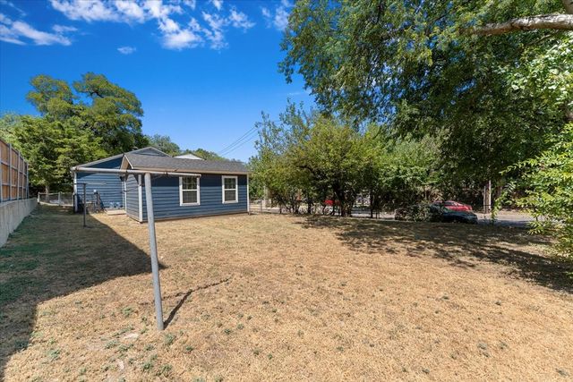 902 S Ewing Avenue, Dallas, TX 75203