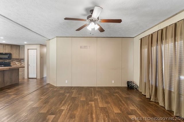 636 Choctaw Ridge, Sand Springs, OK 74063