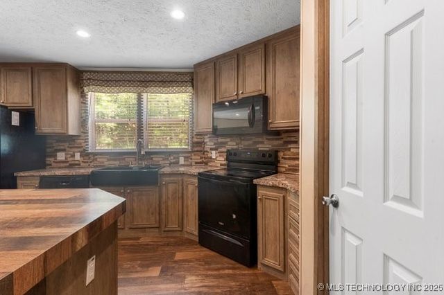 636 Choctaw Ridge, Sand Springs, OK 74063