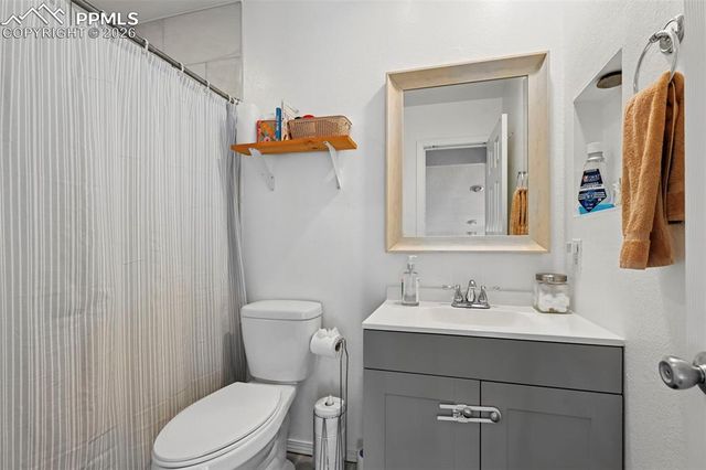 7025 Shoshone Way, Colorado Springs, CO 80915