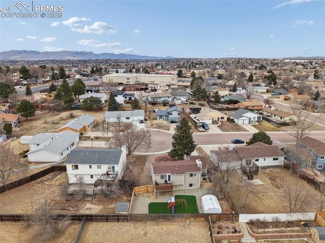 7025 Shoshone Way, Colorado Springs, CO 80915