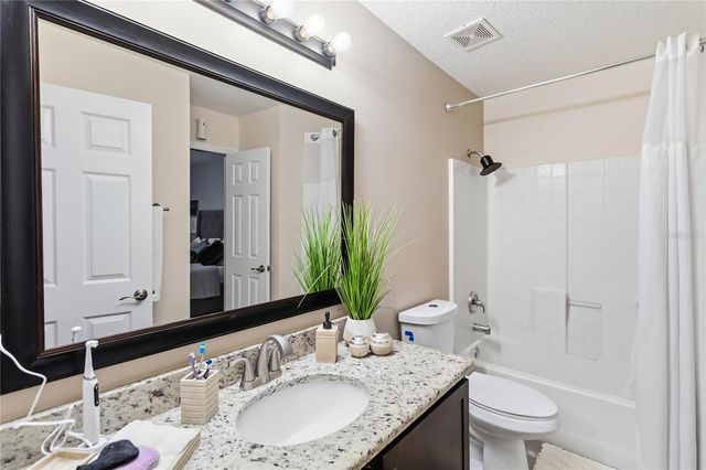 1120 N FAIRWAY DRIVE, Apopka, FL 32712