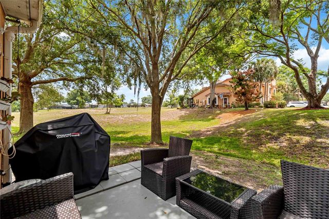 1120 N FAIRWAY DRIVE, Apopka, FL 32712