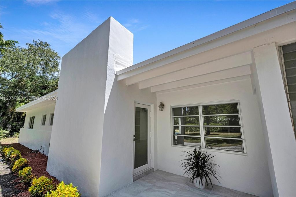 7480 SW 122nd Street, Pinecrest, FL 33156