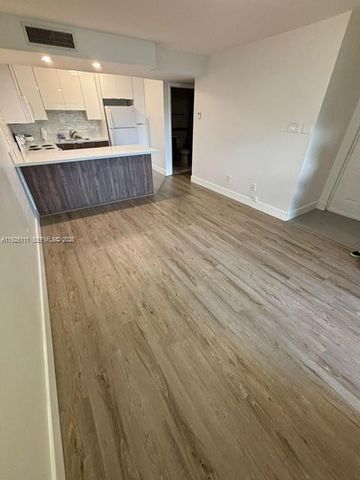 15325 SW 106th Ter 608, Miami, FL 33196