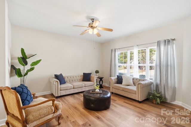 108 St Vincent Place, Mount Holly, NC 28120