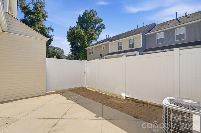 108 St Vincent Place, Mount Holly, NC 28120