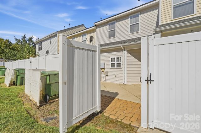 108 St Vincent Place, Mount Holly, NC 28120