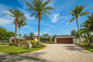 2620 NE 53rd Street, Lighthouse Point, FL 33064