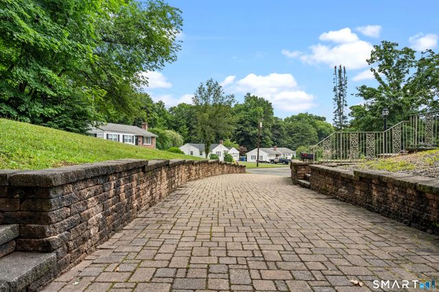 95 Bernard Road, Berlin, CT 06037