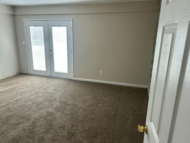 646 Laura Dr E Laura Drive, Winchester, KY 40391