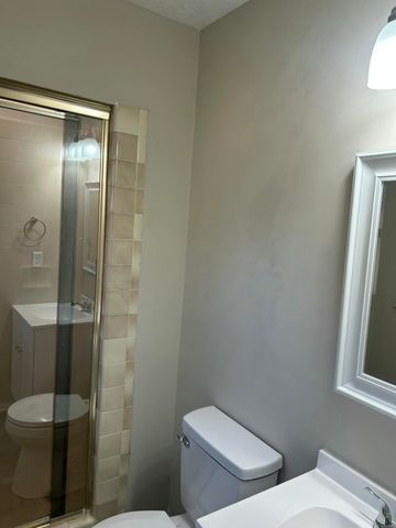 646 Laura Dr E Laura Drive, Winchester, KY 40391