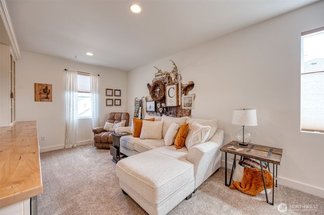 507 McCauley Avenue, Buckley, WA 98321