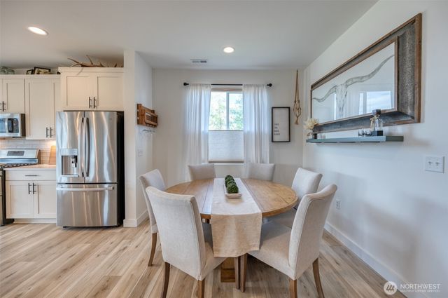 507 McCauley Avenue, Buckley, WA 98321