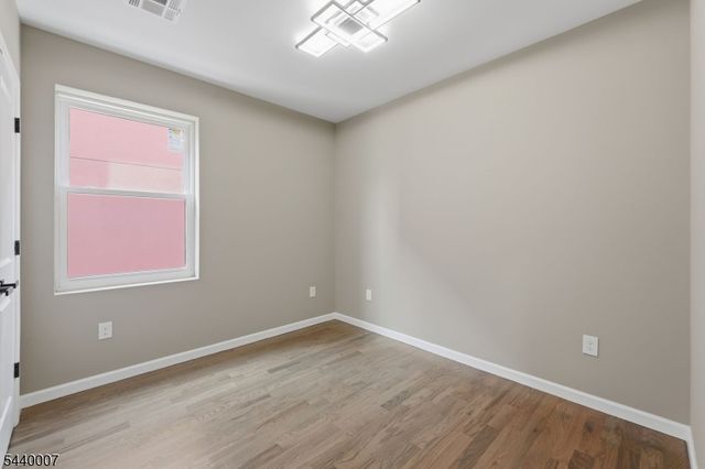 432 S 10Th St, Newark City, NJ 07103