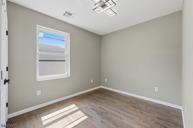 432 S 10Th St, Newark City, NJ 07103