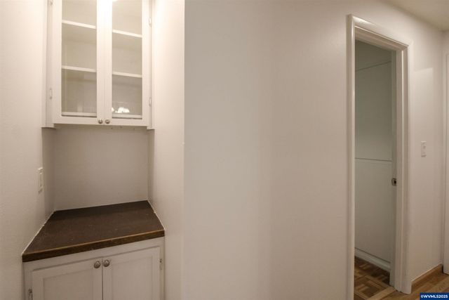 1035 Chestnut St NW, Salem, OR 97304