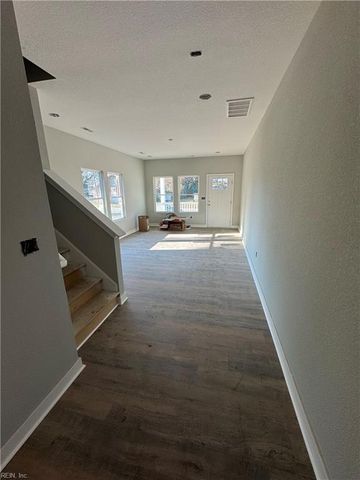 1330 25th ST, Newport News, VA 23607