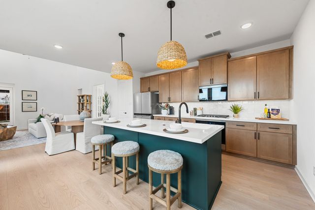 8704 Treeline Parkway, Justin, TX 76247