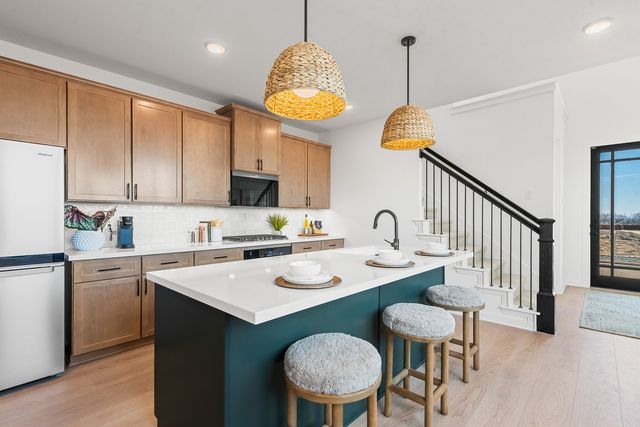 8704 Treeline Parkway, Justin, TX 76247