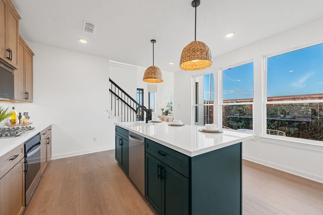 8704 Treeline Parkway, Justin, TX 76247