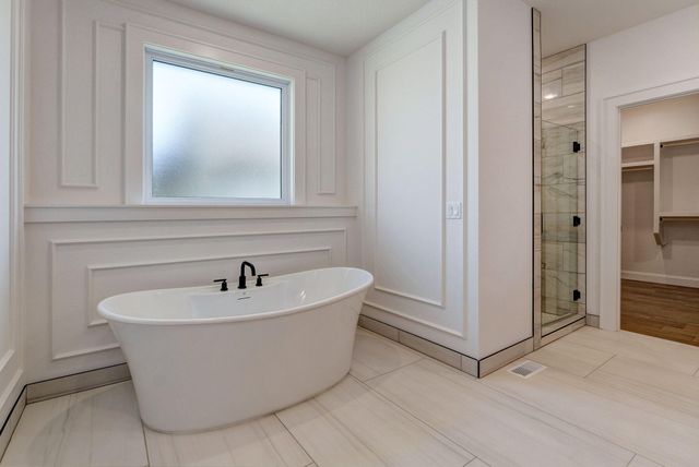 5447 E Wild Horse Drive, Springfield, MO 65802