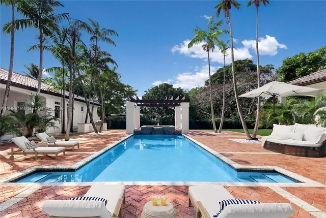 6200 SW 130th Ter, Pinecrest, FL 33156