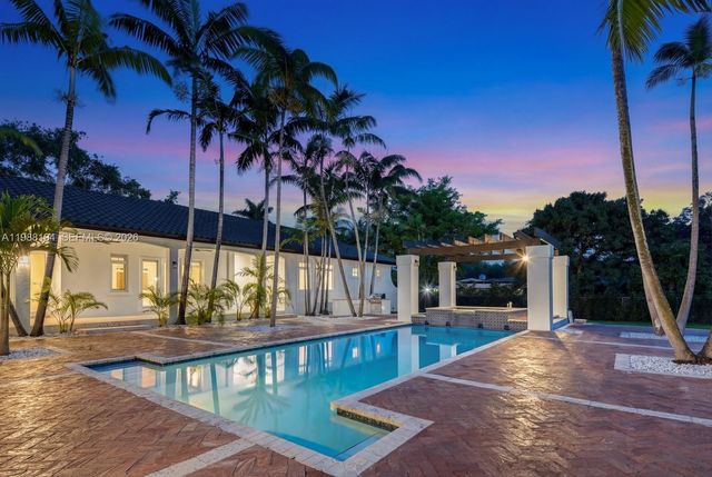 6200 SW 130th Ter, Pinecrest, FL 33156