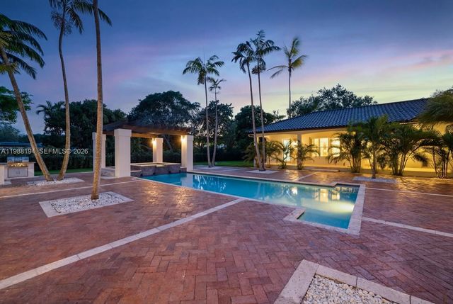 6200 SW 130th Ter, Pinecrest, FL 33156