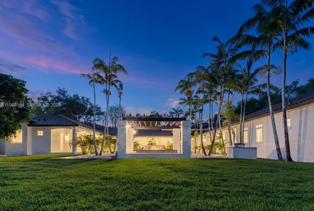 6200 SW 130th Ter, Pinecrest, FL 33156