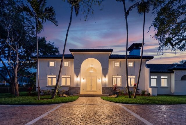 6200 SW 130th Ter, Pinecrest, FL 33156