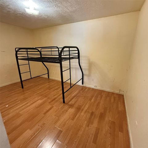 26113 Tyler Park, Bedias, TX 77831